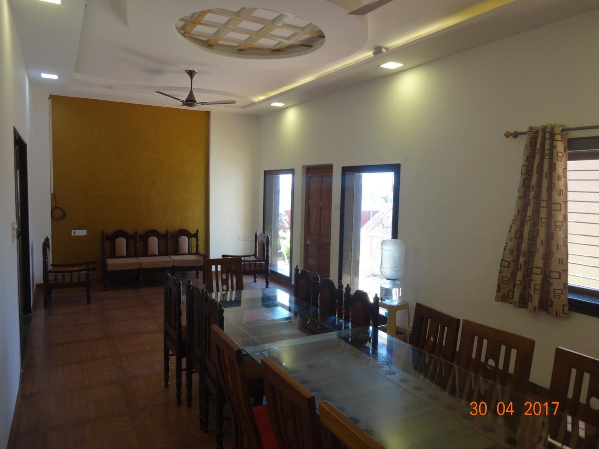 Malhar Bungalow Панчгані Екстер'єр фото